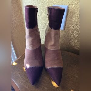 Elegant Colorblock Women's Boots Size 8